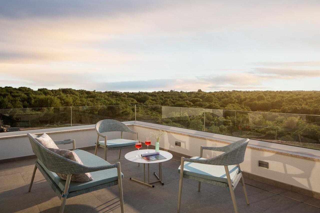 Design Villa Noble With Spa Bale Eksteriør bilde